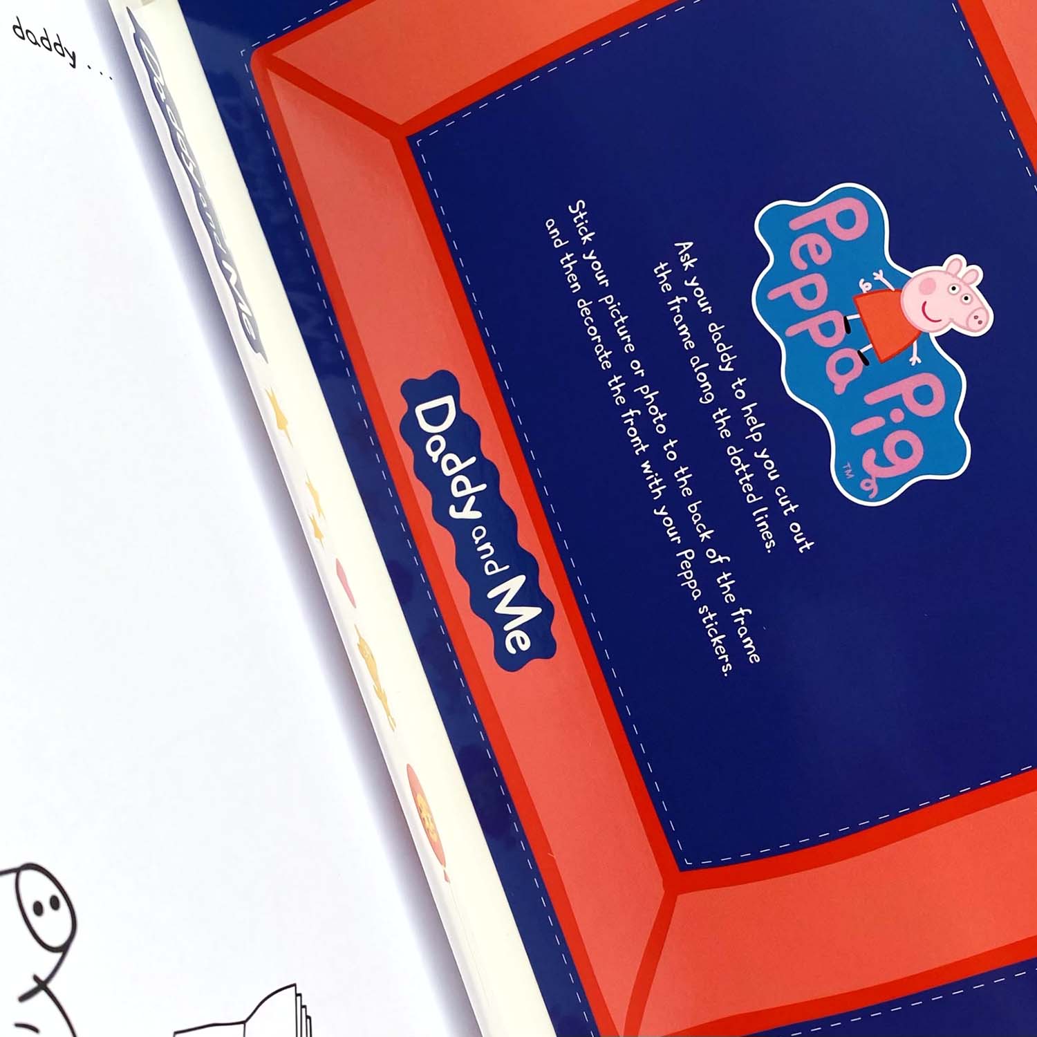 Книга Peppa Pig: Daddy and Me Sticker Colouring Book