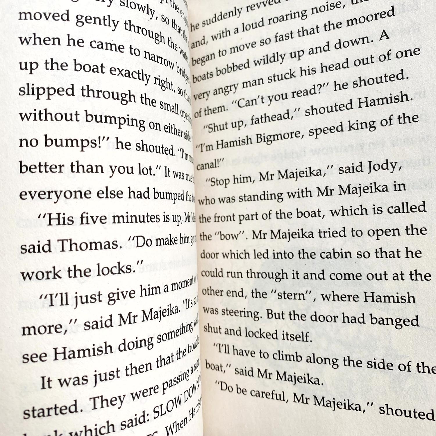 Книга Mr Majeika and the School Caretaker