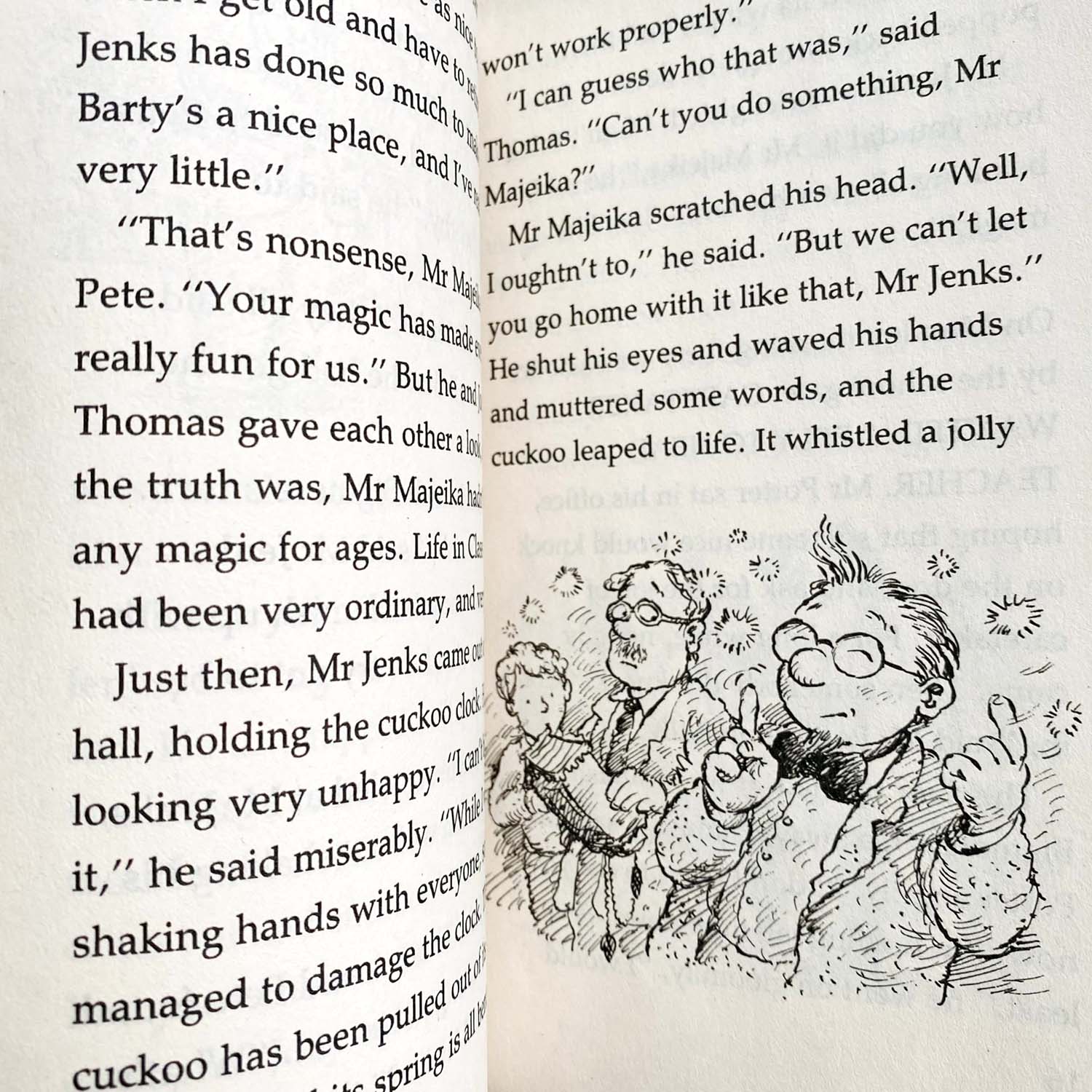 Книга Mr Majeika and the School Caretaker